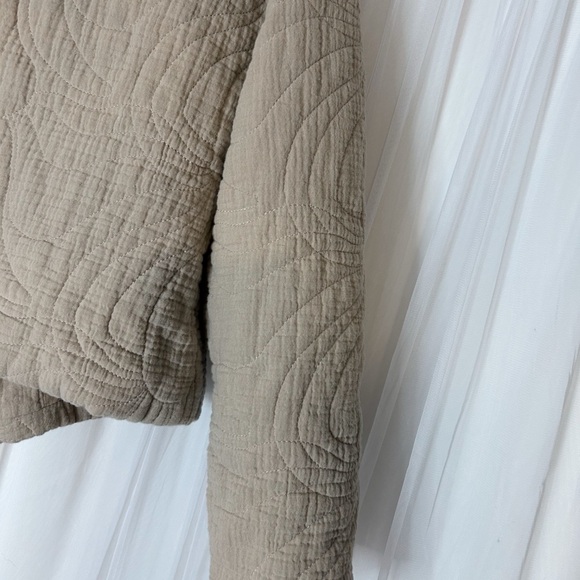 7 For All Mankind Tan Puffer Coat with Quilted Design - Picture 4 of 8